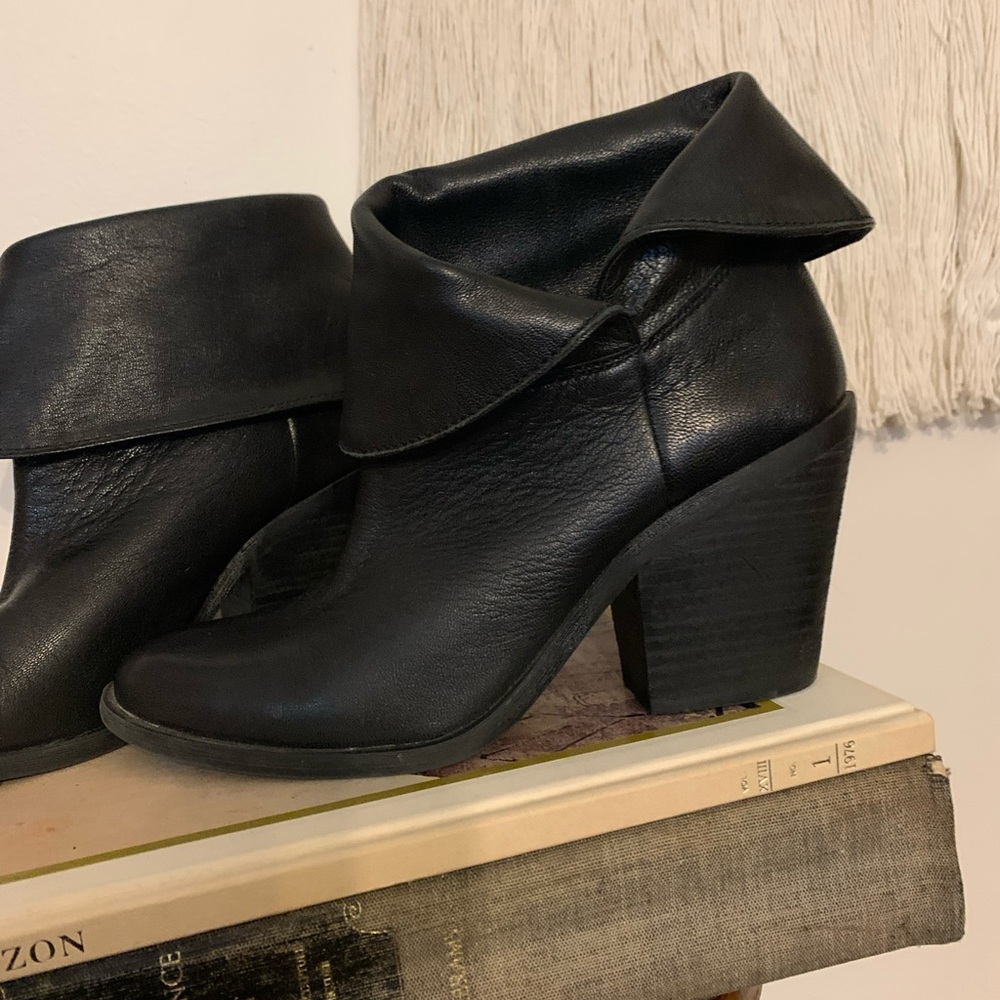 Lucky Brand Heeled Ankle Boots - Picture 2 of 6